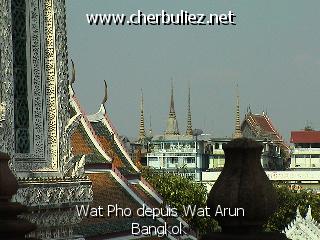 légende: Wat Pho depuis Wat Arun Bangkok
qualityCode=raw
sizeCode=half

Données de l'image originale:
Taille originale: 156992 bytes
Temps d'exposition: 1/425 s
Diaph: f/400/100
Heure de prise de vue: 2002:10:12 15:00:19
Flash: non
Focale: 129/10 mm
